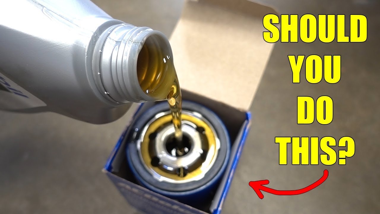  Enche previamente o filtro de aceite do motor